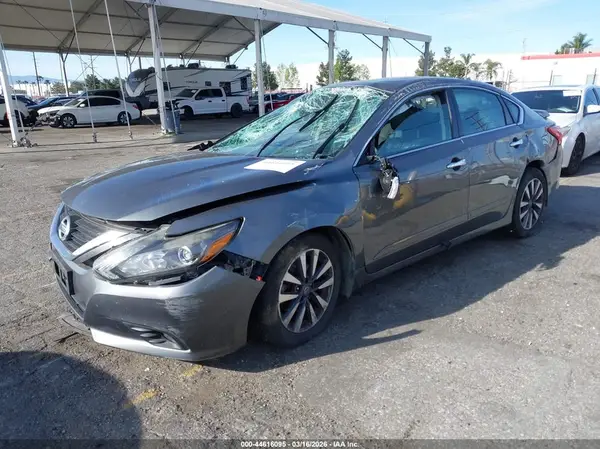 1N4AL3AP1HC148134 2017 NISSAN ALTIMA - Image 2