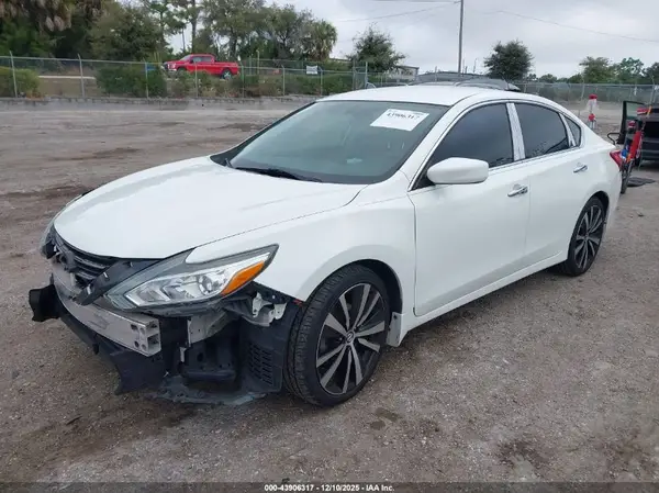 1N4AL3AP1HC149901 2017 NISSAN ALTIMA - Image 2