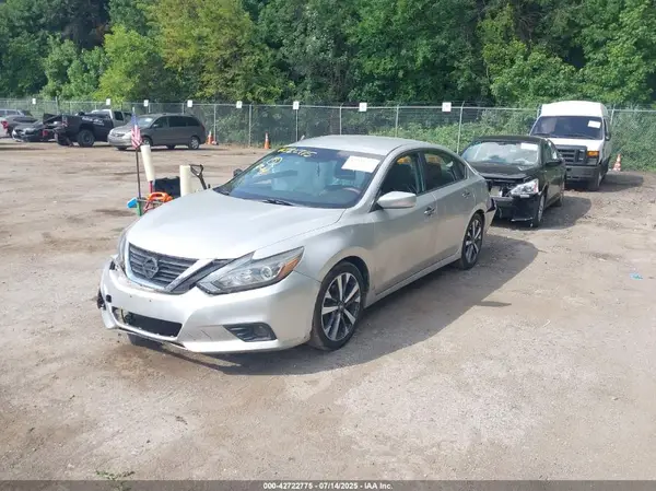 1N4AL3AP1HC150496 2017 NISSAN ALTIMA - Image 2