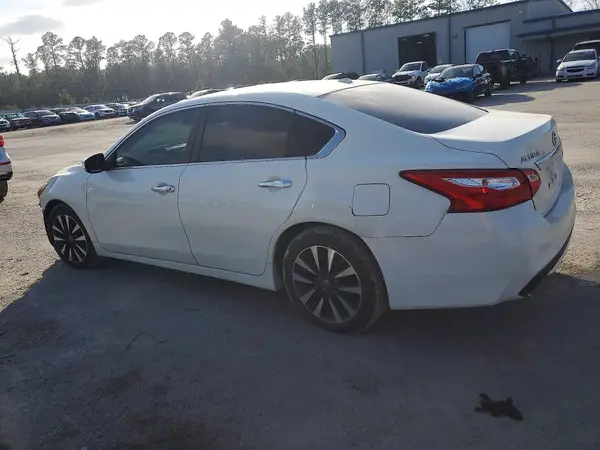 1N4AL3AP1HC150644 2017 NISSAN ALTIMA - Image 2