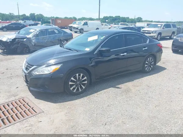 1N4AL3AP1HC151020 2017 NISSAN ALTIMA - Image 2