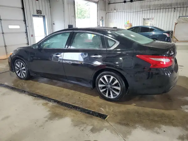 1N4AL3AP1HC154502 2017 NISSAN ALTIMA - Image 2