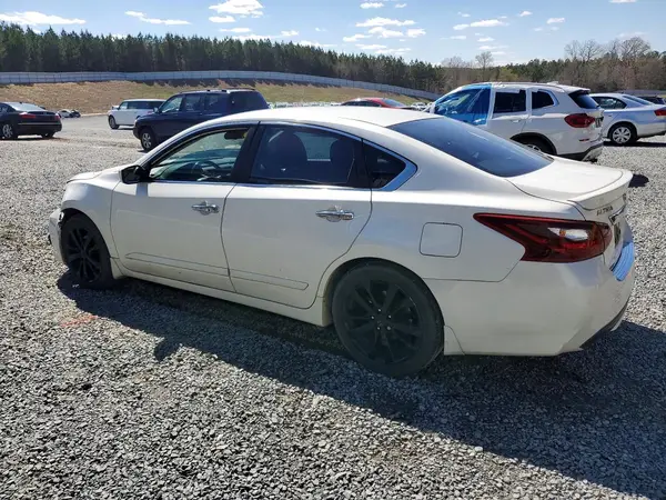 1N4AL3AP1HC155035 2017 NISSAN ALTIMA - Image 2