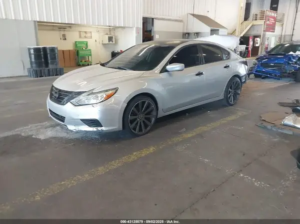 1N4AL3AP1HC158596 2017 NISSAN ALTIMA - Image 2
