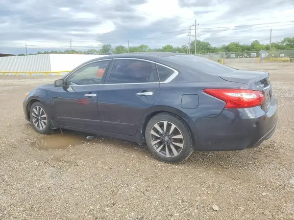 1N4AL3AP1HC160560 2017 NISSAN ALTIMA - Image 2