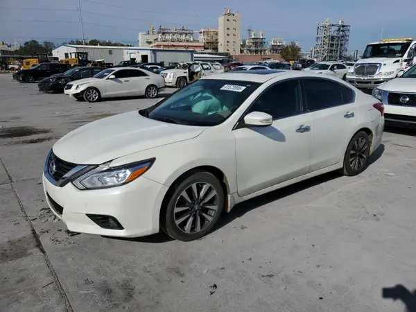 1N4AL3AP1HC161546 2017 NISSAN ALTIMA - Image 1