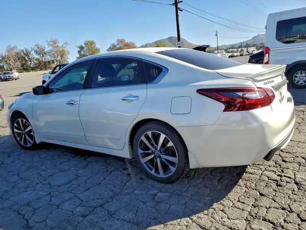 1N4AL3AP1HC162275 2017 NISSAN ALTIMA - Image 2