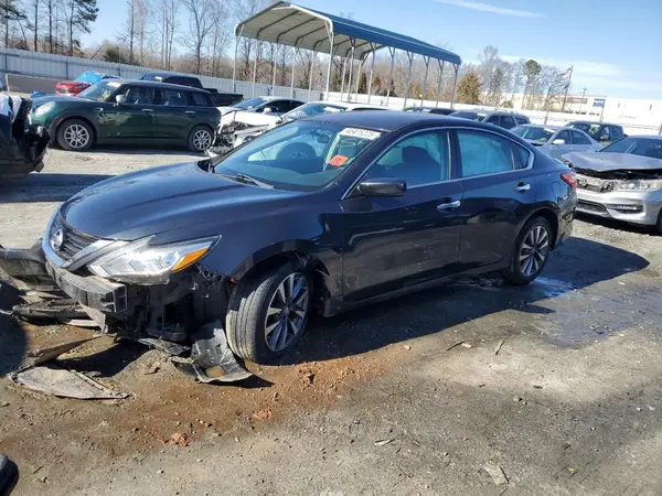 1N4AL3AP1HC162485 2017 NISSAN ALTIMA - Image 1