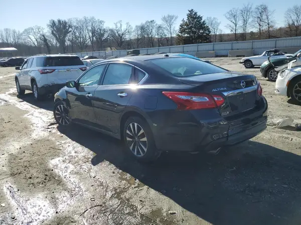 1N4AL3AP1HC162485 2017 NISSAN ALTIMA - Image 2