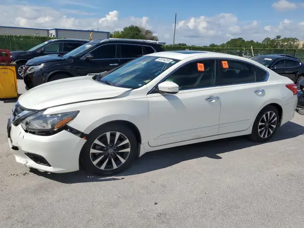 1N4AL3AP1HC163796 2017 NISSAN ALTIMA - Image 1