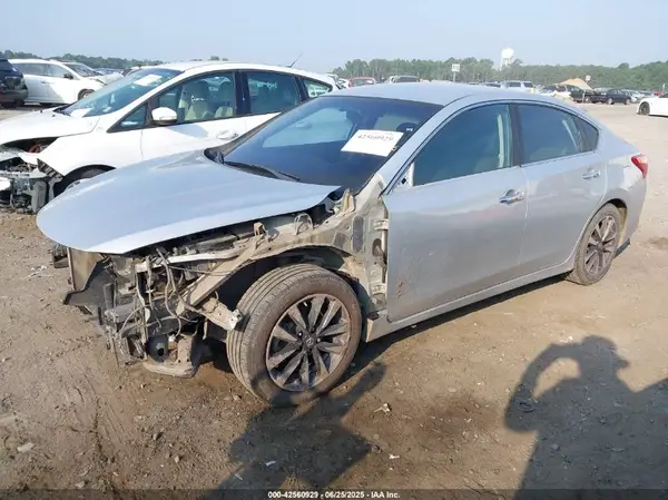 1N4AL3AP1HC165421 2017 NISSAN ALTIMA - Image 2