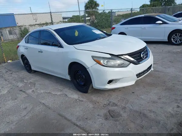 1N4AL3AP1HC166665 2017 NISSAN ALTIMA - Image 1
