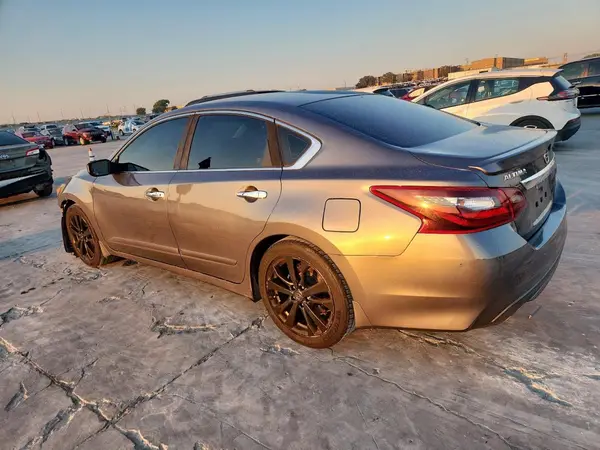 1N4AL3AP1HC168092 2017 NISSAN ALTIMA - Image 2