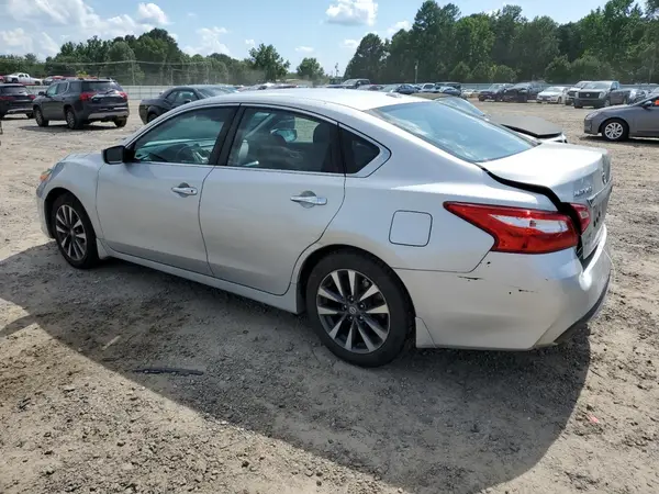 1N4AL3AP1HC169131 2017 NISSAN ALTIMA - Image 2