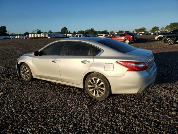 1N4AL3AP1HC171378 2017 NISSAN ALTIMA - Image 2