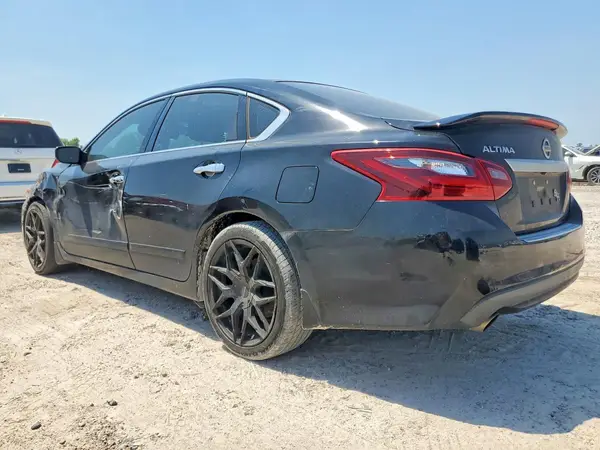 1N4AL3AP1HC176497 2017 NISSAN ALTIMA - Image 2