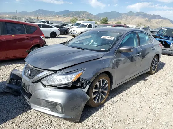 1N4AL3AP1HC176869 2017 NISSAN ALTIMA - Image 1