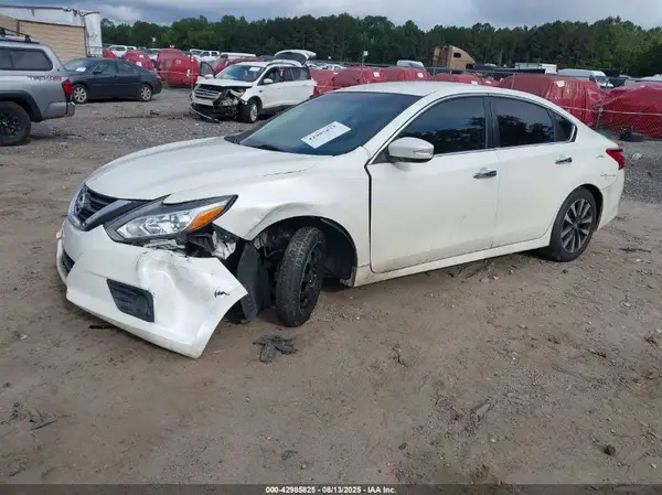 1N4AL3AP1HC177200 2017 NISSAN ALTIMA - Image 2