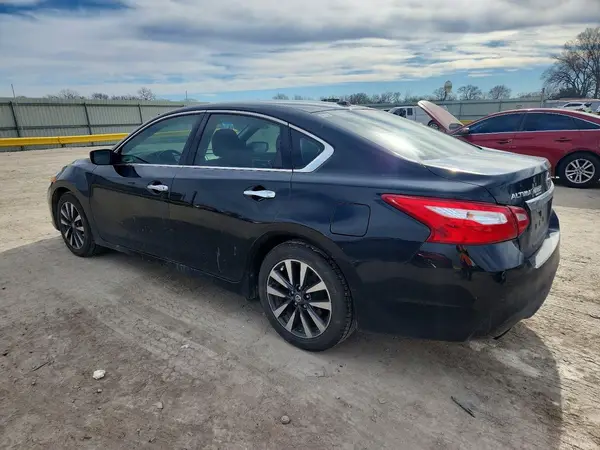 1N4AL3AP1HC178511 2017 NISSAN ALTIMA - Image 2
