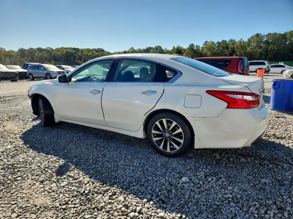 1N4AL3AP1HC179903 2017 NISSAN ALTIMA - Image 2