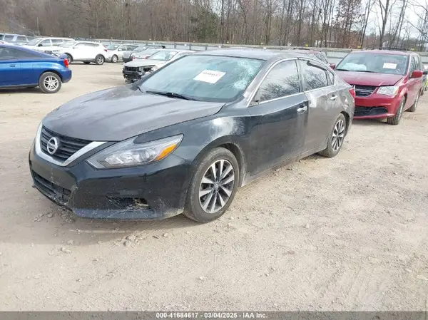 1N4AL3AP1HC181165 2017 NISSAN ALTIMA - Image 2