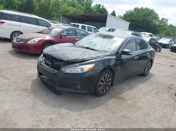 1N4AL3AP1HC181389 2017 NISSAN ALTIMA - Image 2