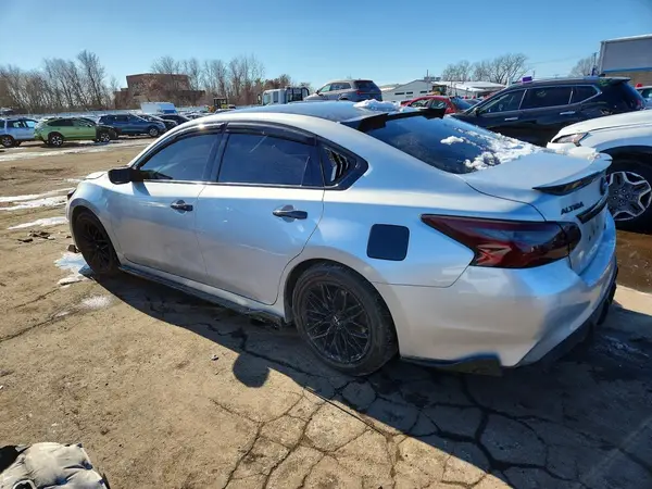 1N4AL3AP1HC182784 2017 NISSAN ALTIMA - Image 2