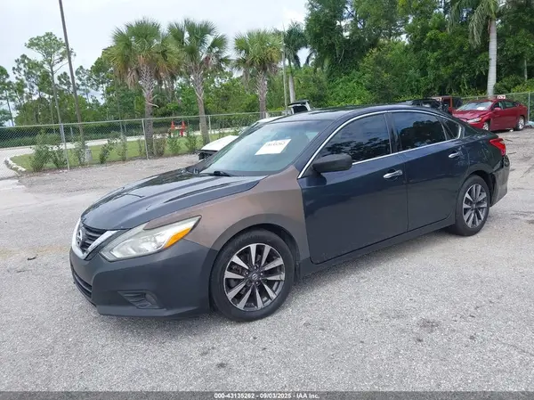 1N4AL3AP1HC183093 2017 NISSAN ALTIMA - Image 2