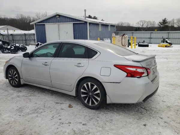 1N4AL3AP1HC184468 2017 NISSAN ALTIMA - Image 2