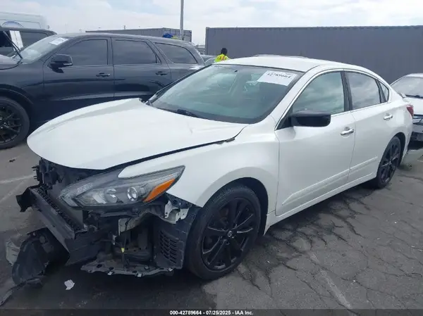 1N4AL3AP1HC184731 2017 NISSAN ALTIMA - Image 2