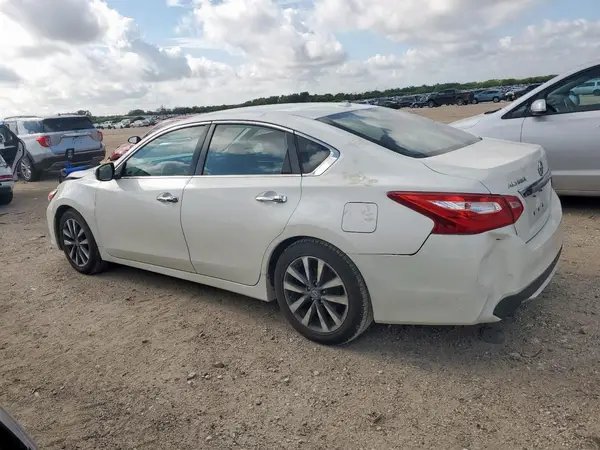 1N4AL3AP1HC185734 2017 NISSAN ALTIMA - Image 2