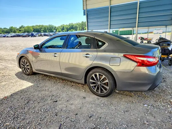 1N4AL3AP1HC187886 2017 NISSAN ALTIMA - Image 2
