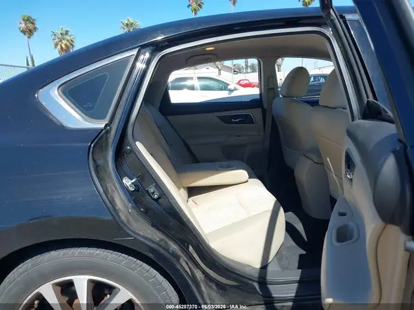1N4AL3AP1HC188598 2017 NISSAN ALTIMA - Image 8