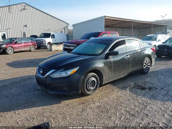 1N4AL3AP1HC189394 2017 NISSAN ALTIMA - Image 2
