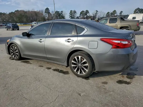 1N4AL3AP1HC192599 2017 NISSAN ALTIMA - Image 2