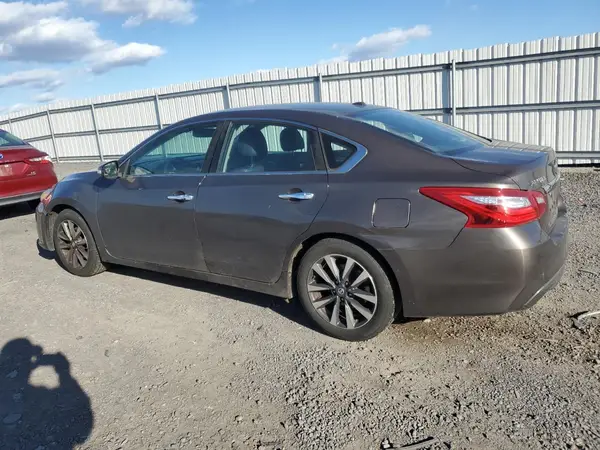 1N4AL3AP1HC194420 2017 NISSAN ALTIMA - Image 2
