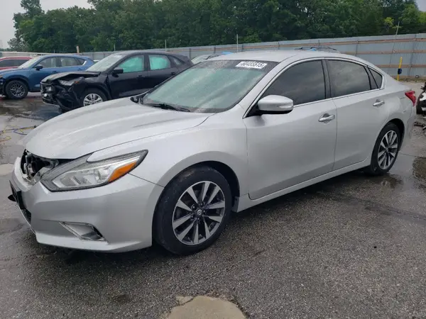 1N4AL3AP1HC196748 2017 NISSAN ALTIMA - Image 1