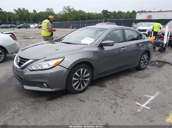 1N4AL3AP1HC201771 2017 NISSAN ALTIMA - Image 2