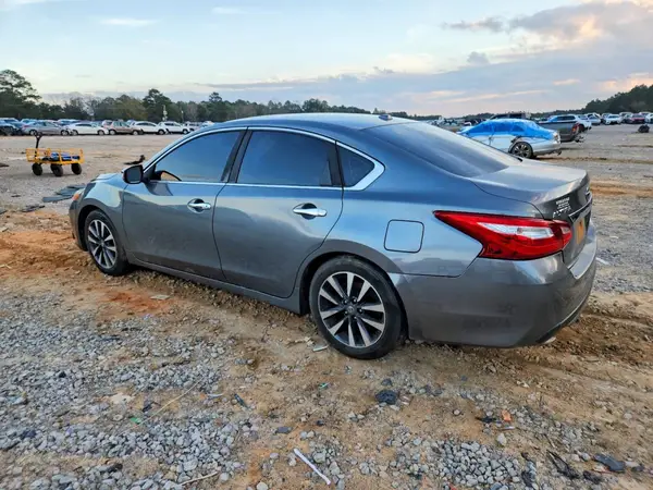 1N4AL3AP1HC202645 2017 NISSAN ALTIMA - Image 2