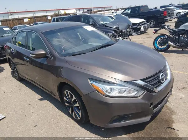 1N4AL3AP1HC203259 2017 NISSAN ALTIMA - Image 1