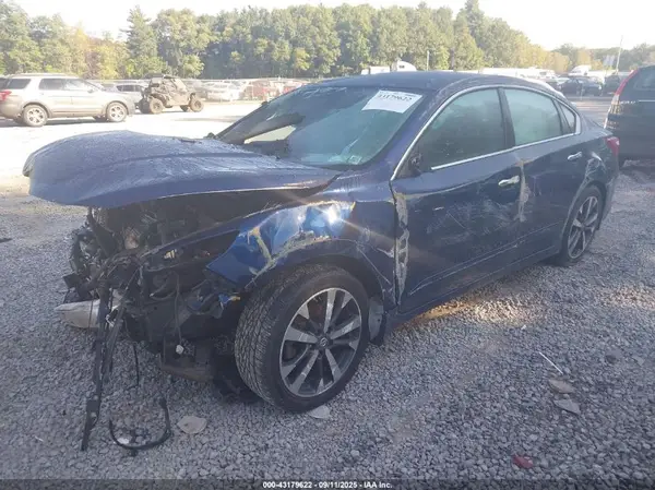 1N4AL3AP1HC203925 2017 NISSAN ALTIMA - Image 2