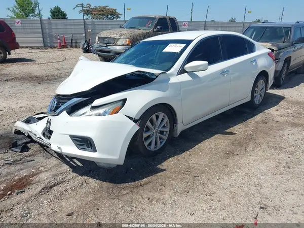 1N4AL3AP1HC204749 2017 NISSAN ALTIMA - Image 2