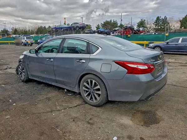 1N4AL3AP1HC205156 2017 NISSAN ALTIMA - Image 2