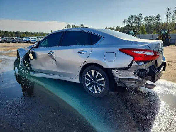 1N4AL3AP1HC206369 2017 NISSAN ALTIMA - Image 2