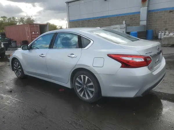 1N4AL3AP1HC209031 2017 NISSAN ALTIMA - Image 2