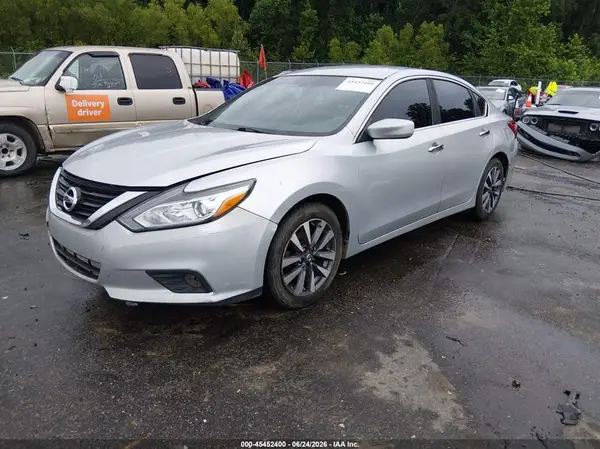 1N4AL3AP1HC209837 2017 NISSAN ALTIMA - Image 2