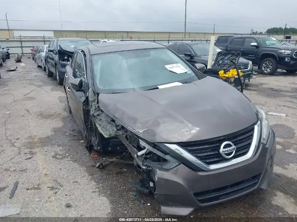 1N4AL3AP1HC211443 2017 NISSAN ALTIMA - Image 1