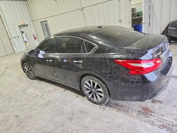 1N4AL3AP1HC212253 2017 NISSAN ALTIMA - Image 2