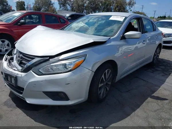 1N4AL3AP1HC213550 2017 NISSAN ALTIMA - Image 2