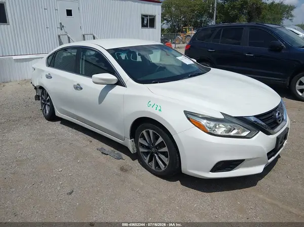 1N4AL3AP1HC214956 2017 NISSAN ALTIMA - Image 1